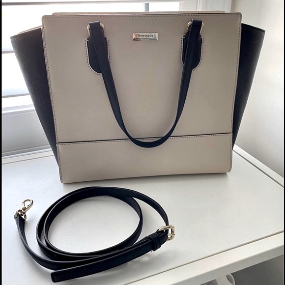 Kate Spade Purse - Picture 1 of 6
